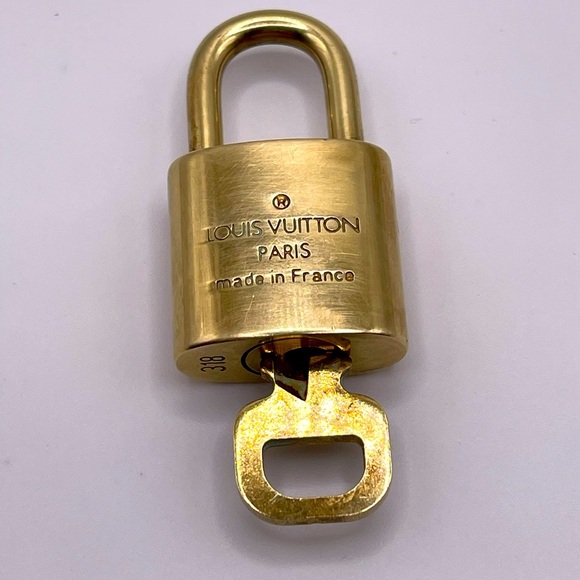 100% Authentic and pre loved Louis Vuitton - Gold Lock and Key set - #318 - Picture 2 of 5